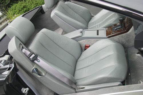1993 MERCEDES-BENZ 500SL. Only 16,813 Miles. Great Condition. Clear Title., image 11