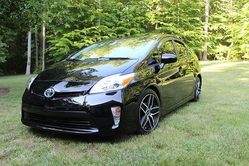 2012 toyota prius hatchback hybrid 3 iii three florida car extras priced to sell