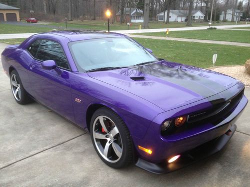 2013 dodge challenger srt8 392 plum crazy 6.4l hemi 6-speed frederick scat pack