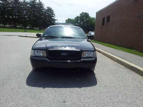 2007 ford crown victoria police interceptor sedan 4-door 4.6l