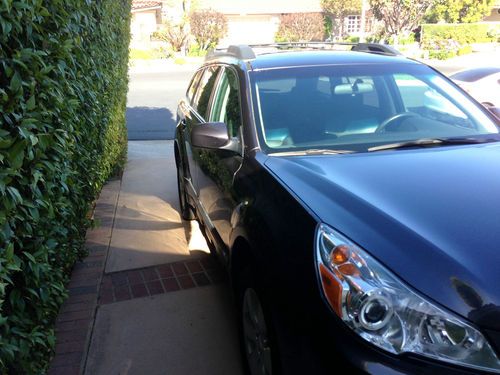 2010 SUBARU OUTBACK WAGON LIMITED LOADED NAV++++++ IN IMMACULATE CONDITION, image 4