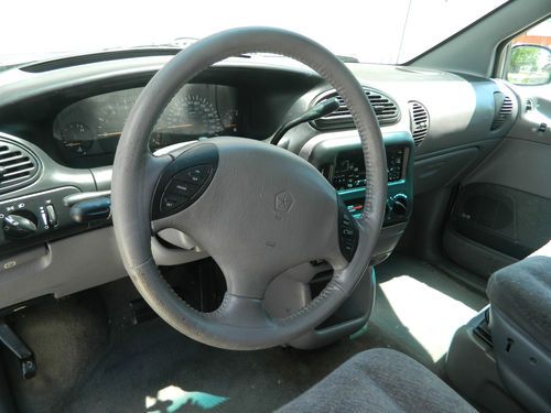 2000 Dodge Grand Caravan SE/Sport, image 3