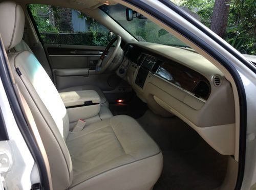 2007 Lincoln Town Car, US $20,000.00, image 2