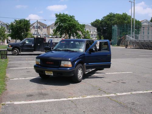 1998 gmc sonoma pick up