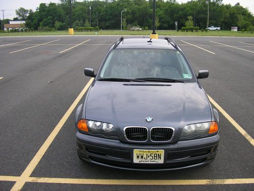 2000 bmw 323i base wagon 4-door 2.5l