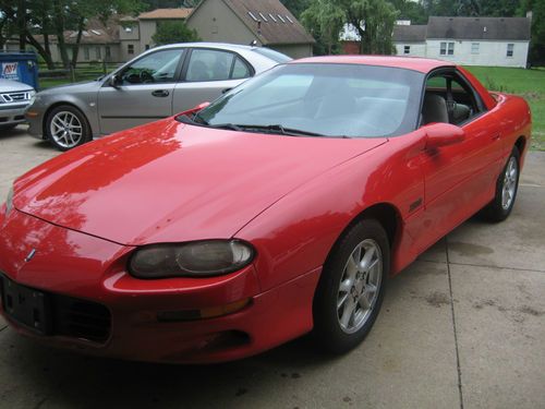 2000 chevrolet camaro z28 coupe 2-door 5.7l manual transmission ls1
