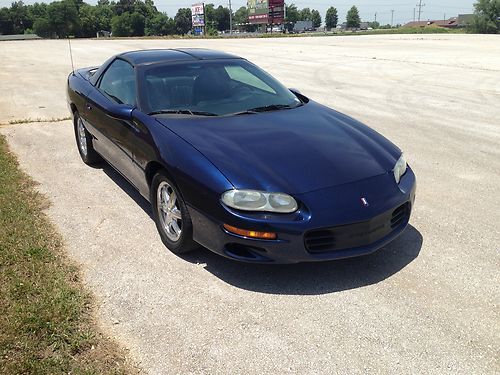 2002 chevrolet camaro z28  **clean**