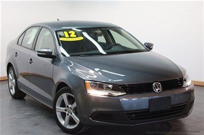 2012 volkswagen jetta se w/convenience pkg bluetooth factory warranty 10k miles