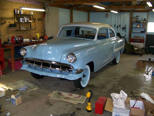 1954 chevrolet belair 2 dr sedan