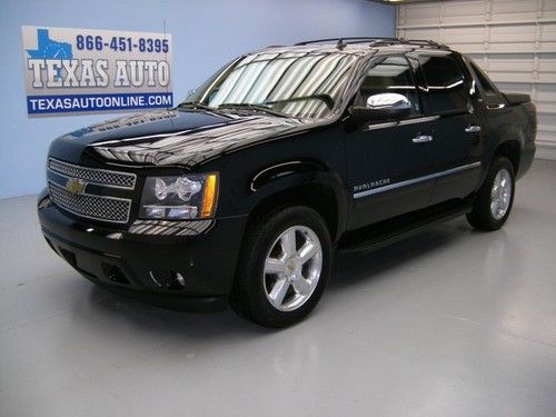 We finance!!!  2010 chevrolet avalanche ltz 4x4 flex heated seats texas auto