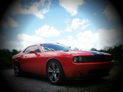 2008 dodge challenger srt8 coupe 2-door 6.1l - hennessey srt600