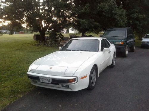 1987 porsche 944 s coupe 2-door 2.5l