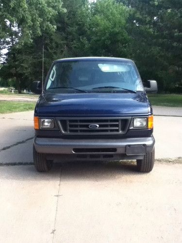 Ford e350 diesel extended passenger van