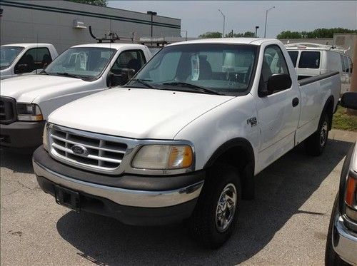 1999 ford f150 xl 4x4 work truck - affordable and tough