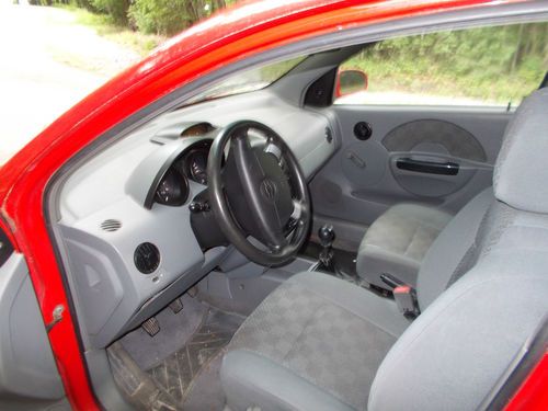 2004 chevrolet aveo special value hatchback 4-door 1.6l