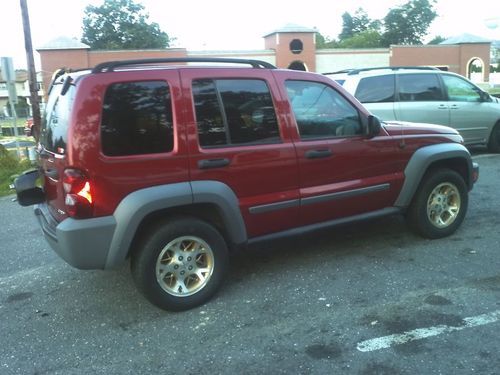 Jeep liberty diesel sport 2.8 engine