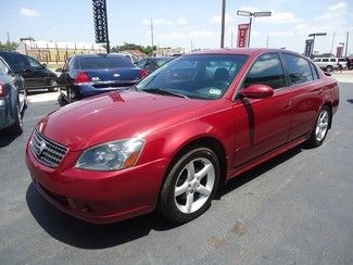 2005 burgundy 3.5 se!