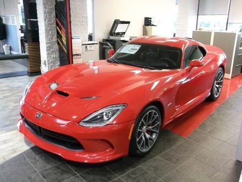 2013 srt viper gts in adrenaline red -laguna interior -harmon kardon sound