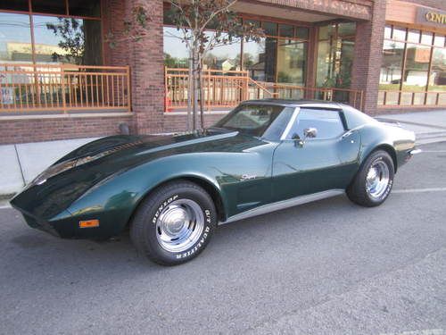 Metalic dark green l48 t-top coupe