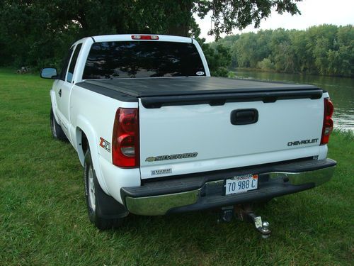 CHEVY SILVERADO Z71 5.3 4WD LEATHER,BOSE,LYNEX TONTOE COVER, ONE OWNER TRUCK, image 6