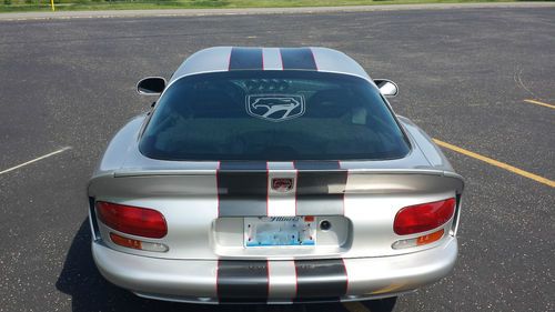 1998 Dodge Viper GTS Coupe 2-Door 8.0L, image 4