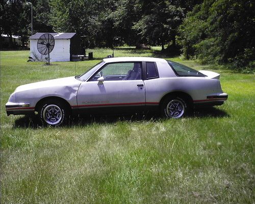 1986 pontiac grand prix 2+2 fastback