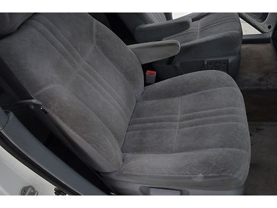 2000 TOYOTA SIENNA XLE, CLEAN CARFAX, 2 OWNERS, WELL MAINTAINED, VERY NICE!, image 29
