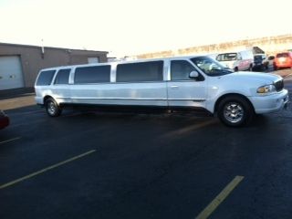 1998 lincoln navigator limousine