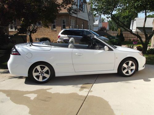 2010 saab 9-3 convertible 1 owner car low miles