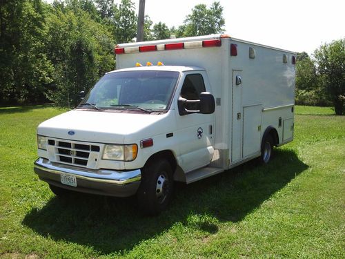 1993 ford e350 ambulance diesel new motor!