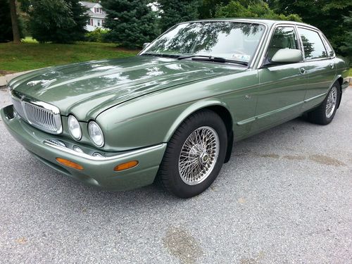 1999 jaguar xj8 sedan 4-door 4.0l 71k miles dayton wire wheels super clean