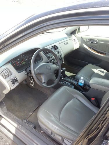 2002 honda accord se sedan 4-door 2.3l