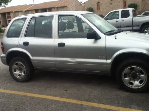 2001 kia sportage base sport utility 4-door 2.0l