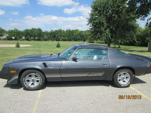 1981 chevrolet camaro z28 t-top, charcoal exterior with rare silver interior