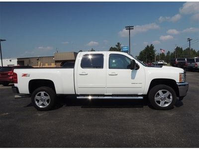 11 Chevy Silverado 2500HD 4x4 LTZ DURAMAX DIESEL BLACK LEATHER HEATED SEATS ROOF, image 2