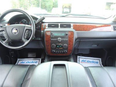 11 Chevy Silverado 2500HD 4x4 LTZ DURAMAX DIESEL BLACK LEATHER HEATED SEATS ROOF, image 10