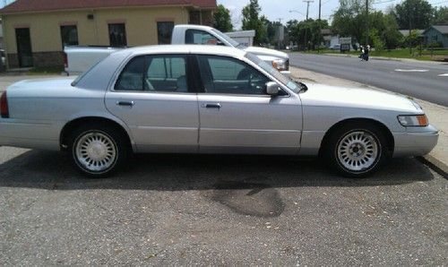 1999 mercury grand marquis ls sedan 4-door 4.6l