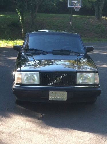 1992 volvo 240  sedan 4-door 2.3l