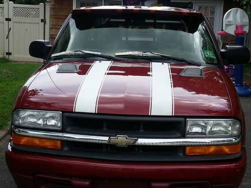 Extremed out chevy s-10 show road ready!