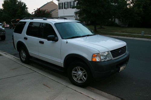 2003 ford explorer runs &amp; drives great, 4wd, with brand new tires