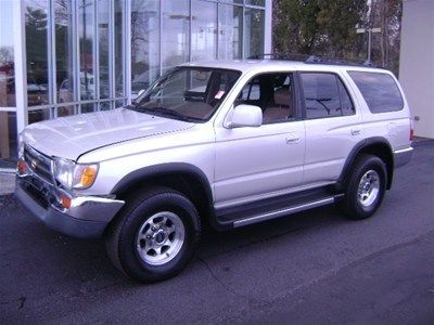 1997 sr5 v6 3.4l auto 2wd leather cd no reserve