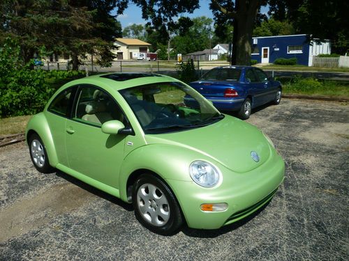 2003 vw tdi new beetle volksawagen...diesel 1.9 turbo 158k beautiful car!!!!