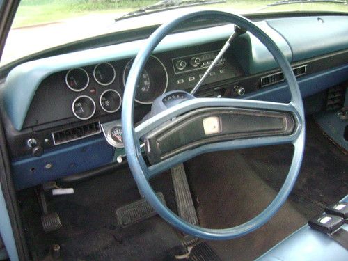 1973 Dodge D200 Crew Cab Long Bed Pickup Truck, image 9