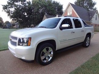 Arkansas-owned, nonsmoker, nav, rear cam, sunroof, tv/dvd, perfect carfax!