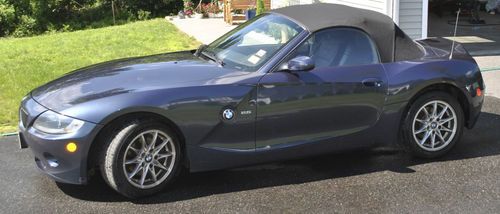 2005 bmw z4 2.5i convertible 2-door 2.5l