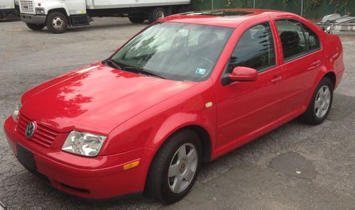 2000 vw jetta turbo diesel  tdi red on black leather, auto, loaded.  volkswagen