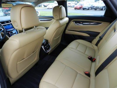 2013 XTS ALL WHEEL DRIVE LUXURY SEDAN NAVIGATION HEATED LTHR SEATS CUE SYSTEM AC, image 17