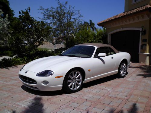 2005 jaguar xk8 convertible*52,000 miles*mint!!!!