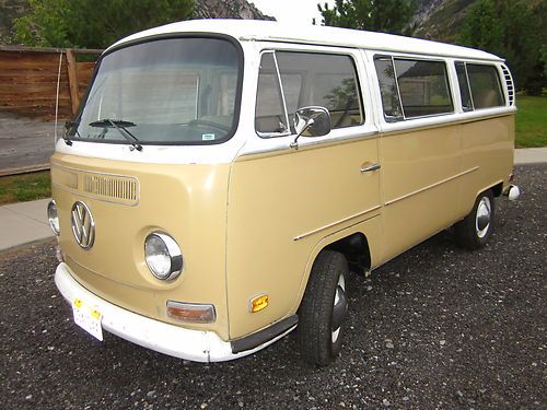 1970 vw transporter deluxe