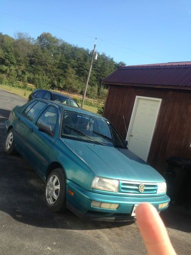 1994 volkswagen jetta gl sedan 4-door 2.0l